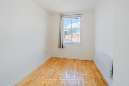 2 bedroom flat to rent - Photo 4