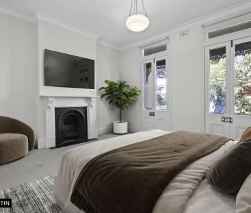 MGM MARTIN - THREE BEDROOM TOWNHOUSE - Photo 3