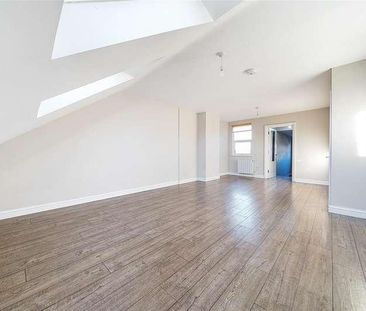 Backwater Place, Kingston Upon Thames, KT1 - Photo 4