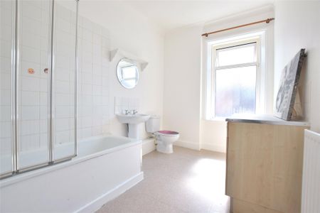 Shipcote Terrace, Gateshead, NE8 - Photo 3