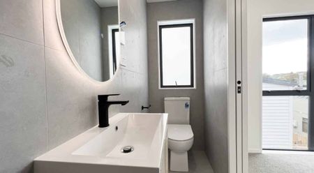 2 Bedrooms + Large Study - Photo 5