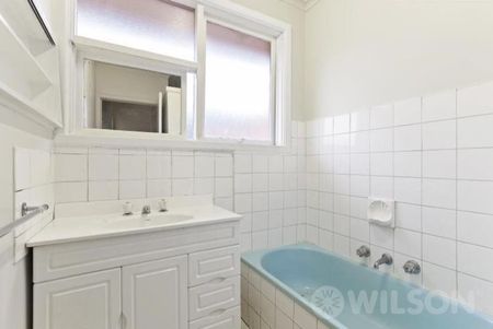 3/47 Oakleigh Road, Carnegie VIC 3163 - Villa For Rent | Domain - Photo 4