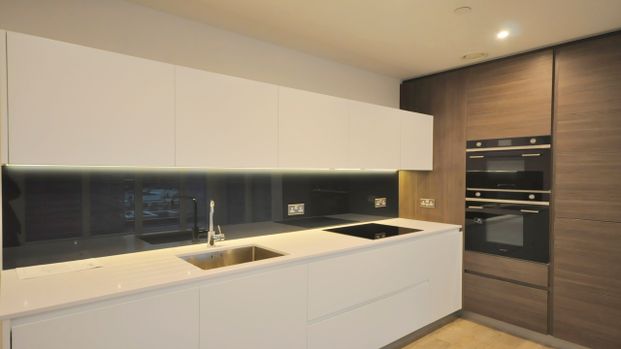 Pegler Square, Kidbrooke Village, London, SE3 9GW - Photo 1
