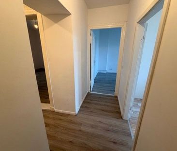 Großzügige 2-Zimmer-Erdgeschosswohnung mit Innenhoflage in Berlin R... - Photo 4