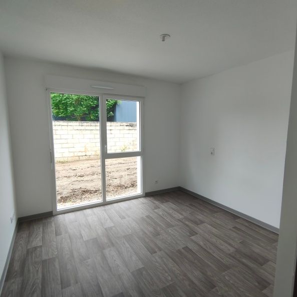 Location Appartement 1 pièce 19m² FRANQUEVILLE ST PIERRE 76520 - Photo 1