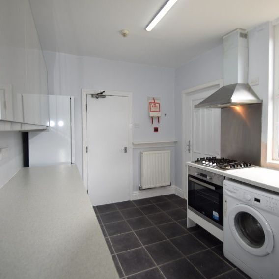 6 bedroom house share to rent - Photo 1