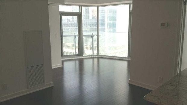 For Lease - 14 York Street Unit# 902, Toronto, Ontario - Photo 1