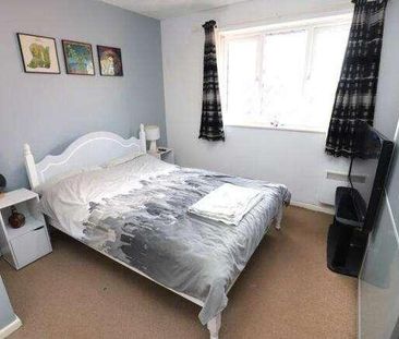 The Ridgedales, Moorside, Oldham, OL1 - Photo 5