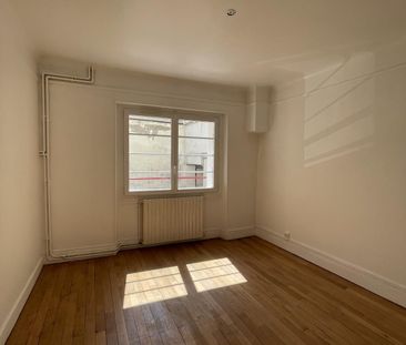 Location Appartement 2 pièces 45m² CHATEAUROUX 36000 - Photo 6