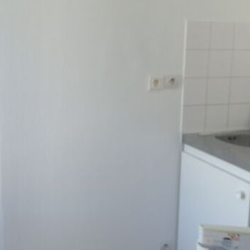 Appartement 2 pièces 32m2 REIMS 450 euros - Photo 1