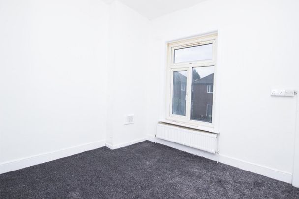 2 bedroom House To Let - Photo 1