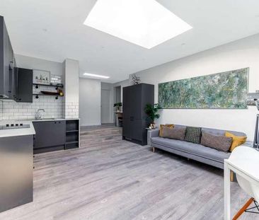 Conyers Road, Streatham Common, SW16 - Photo 1