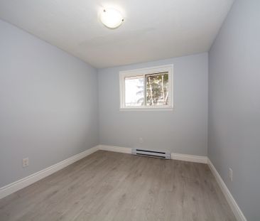 For Lease - 24A Springbrook Drive, Peterborough, Ontario - Photo 3