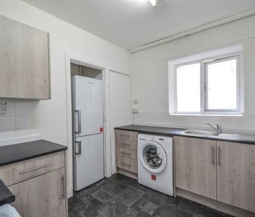 2 Bed Flat, Hamstead Court, B19 - Photo 3