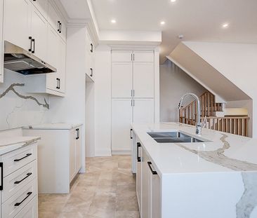 For Lease - 3295 Taha Gardens N/A, Oakville, Ontario - Photo 6