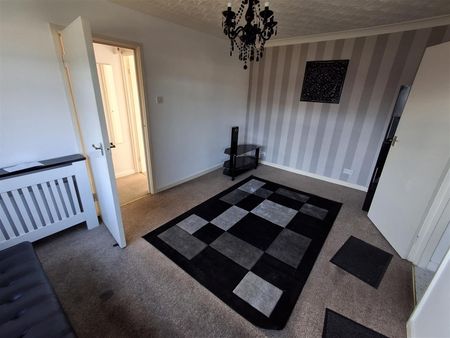 2 Bed Flat To Let On Pembroke Court, Curlew Close, Whitchurch, Cardiff - Photo 2