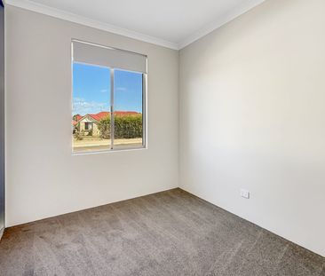 Brand new & ready for you - Photo 2