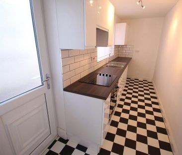 2 bedroom house to rent - Photo 4