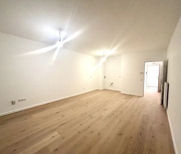 Generalsanierte 1-Zimmer Wohnung mit neuer Küche ab Dezember 24 in ... - Foto 3