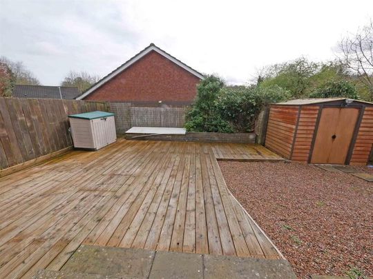 1 Grays Park Avenue, Belvoir Park, Belfast, BT8 7QE - Photo 1