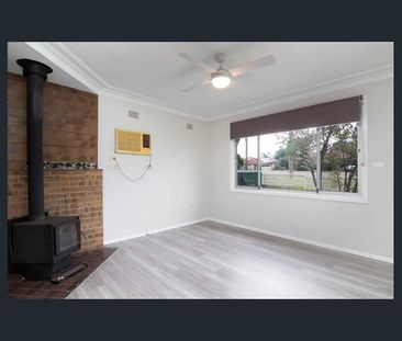 Family Home in the Heart of Penrith CBD - Photo 1