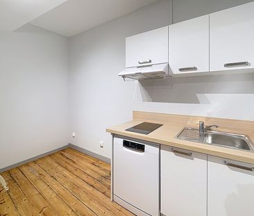 Location Appartement 2 pièces 53m² LA ROCHELLE 17000 - Photo 6