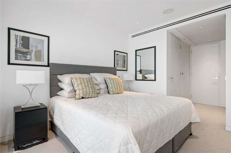 A luxuriously presented, 2 bedroom apartment situated on the 16th floor in the Heron development. - Photo 4