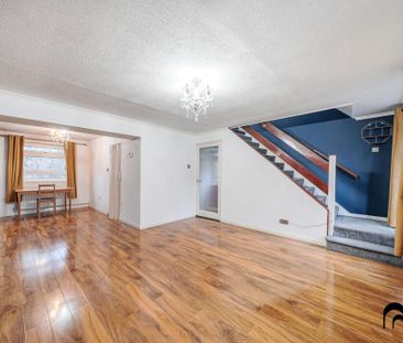 2 bedroom maisonette to rent - Photo 1