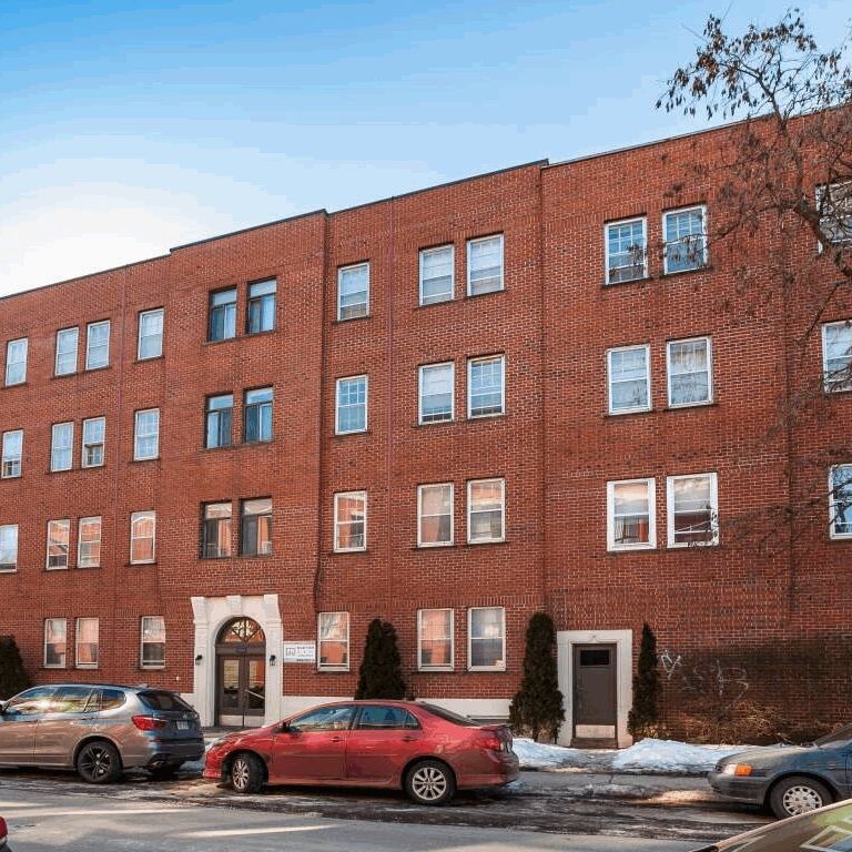 6156-3 - 2384 Avenue Beaconsfield, Montréal - Photo 1