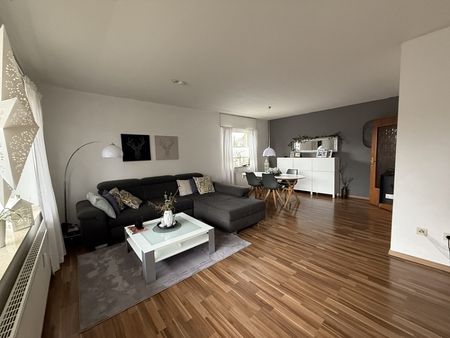 Attraktive Erdgeschosswohnung mit großzügigem Balkon und Garten im OT Holtorf - Photo 2