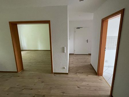 Im Erdgeschoss renovierte 3-Zimmer-Wohnung mit Balkon - Photo 5