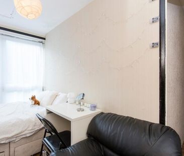 Room in a Shared House, Sambrook House, E1 - Photo 3
