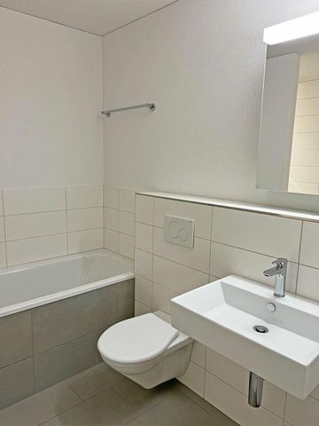 Charmante 3.5-Zimmerwohnung mit grossem Balkon und Blick ins Grüne. - Photo 4