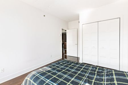 Condo for rent, Montréal (Ville-Marie) - Photo 4