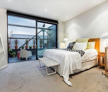67A Hardiman Street, Kensington VIC 3031 - Photo 2