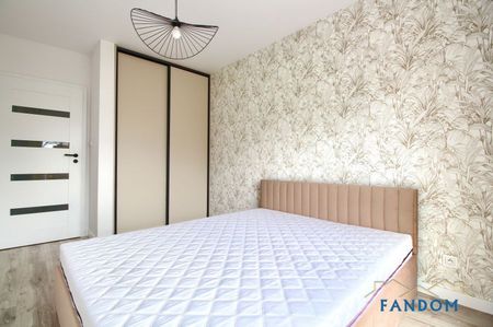 2 pokoje z garderobą 43 m2 | GARAŻ + KOMÓRKA | os. ARCHITEKTÓW - Zdjęcie 3