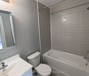 Condo Townhouse For Lease | N8134626 - Photo 1