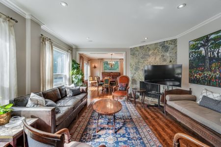 For Lease - 25 Clarendon Avenue, Toronto, Ontario - Photo 2
