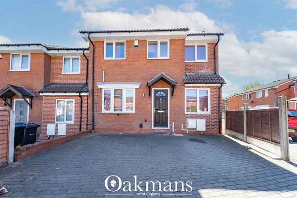 8 bedroom house to rent - Photo 1