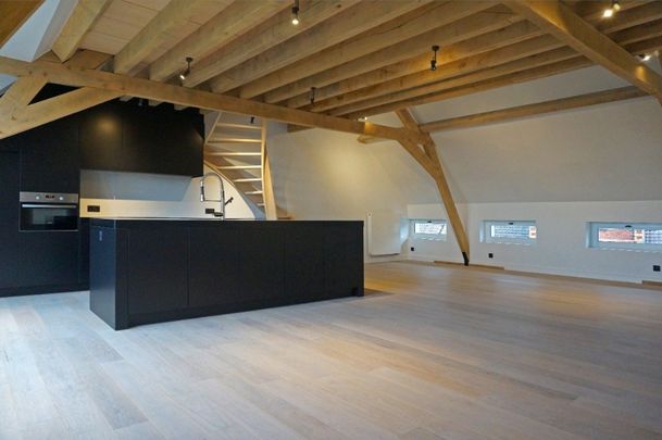 Totaal vernieuwde loft met privé terras in Ruiselede. - Foto 1