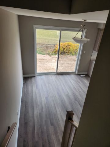 For Lease - 46 Forestwalk Street, Kitchener, Ontario - Photo 5