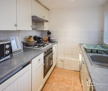 Studio to rent - Photo 5