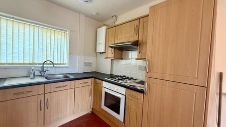 2 bedroom House To Let - Photo 4