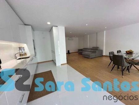 4 bedroom luxury Flat for rent in Maia, Portugal - Photo 3