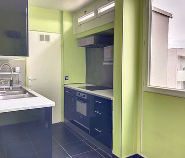 Appartement à louer - REIMS -PLACE LUTON - Photo 5