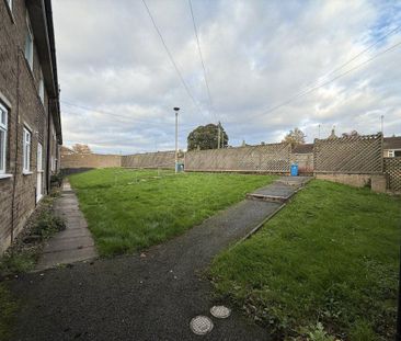 2 bedroom property to rent - Photo 1