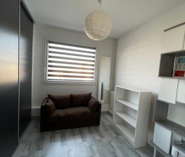 Location Appartement 3 pièces 56m² LA NEUVILLETTE 51100 - Photo 3