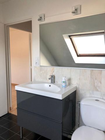 Location Appartement 2 pièces 56m² LAGNY SUR MARNE 77400 - Photo 5