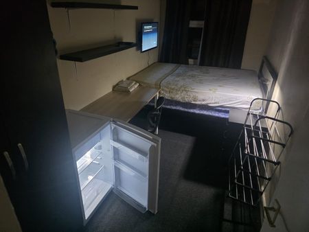 Room in a Shared House, George Elliot Road, CV1 - Photo 4