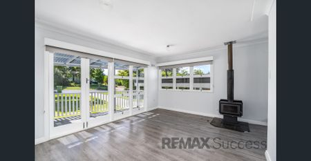 Spacious Family Living with Versatile Spaces in Kearneys Spring - Photo 2